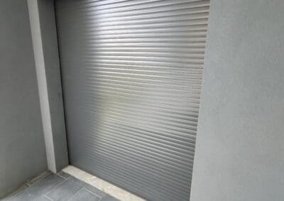 garage door roller door