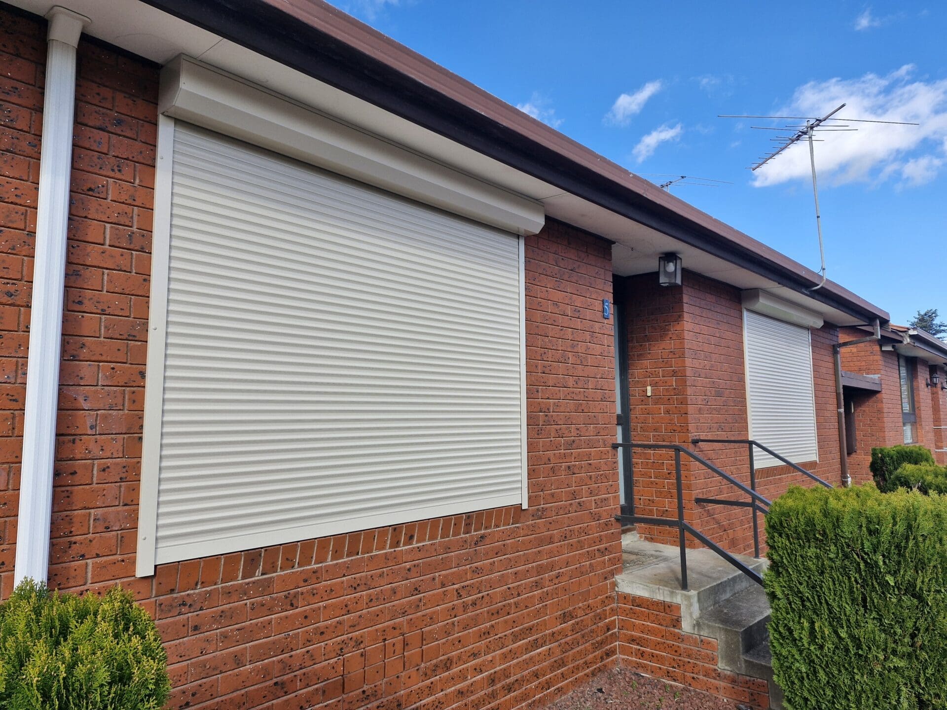 electric security roller shutters electric security roller shutters